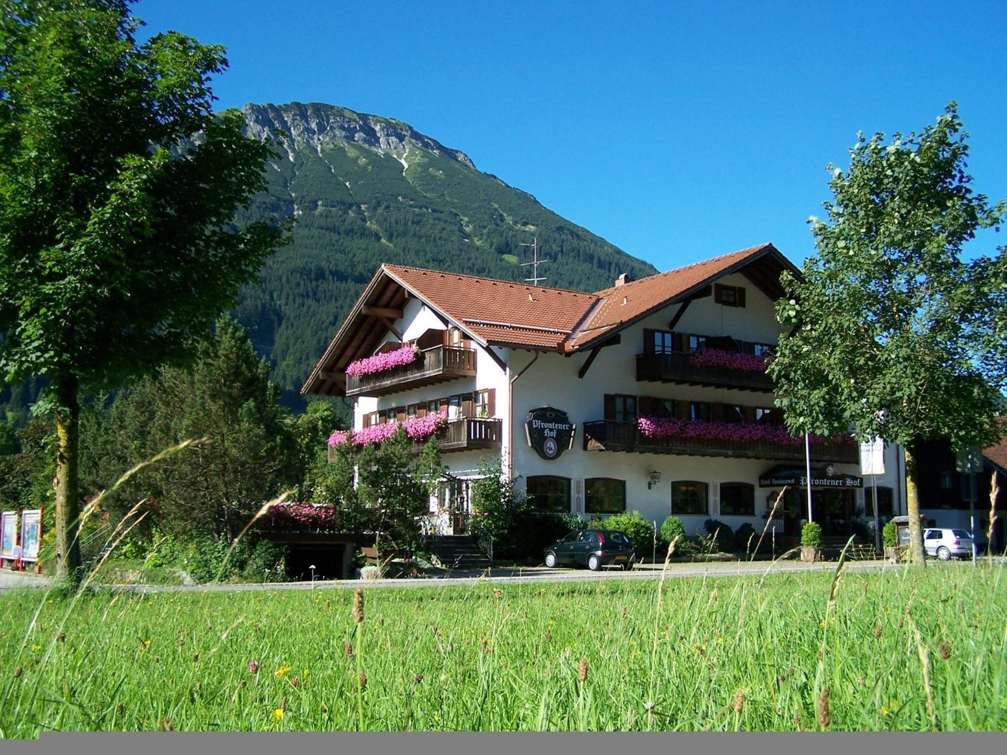 Hotel Pfrontener Hof Exterior photo