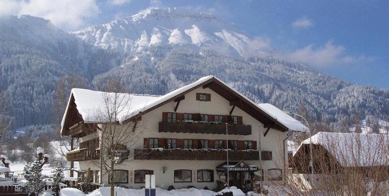 Hotel Pfrontener Hof Exterior photo